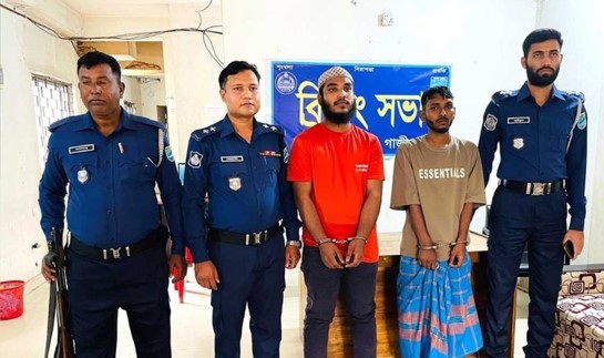 বাবার কাছে নালিশ দিতে চাওয়ায় ছোট ভাইকে হত্যা, বড় ভাইসহ গ্রেফতার ২